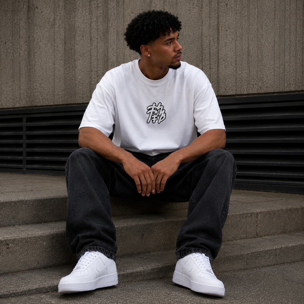 Akiro Box Fit T-shirt - White
